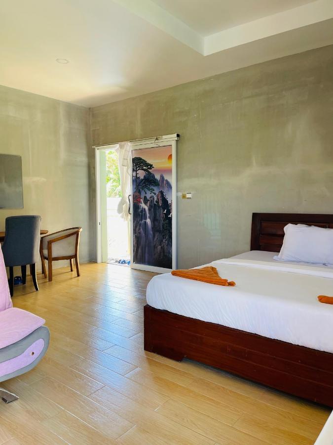 Golden River Resort Sihanoukville Exterior photo