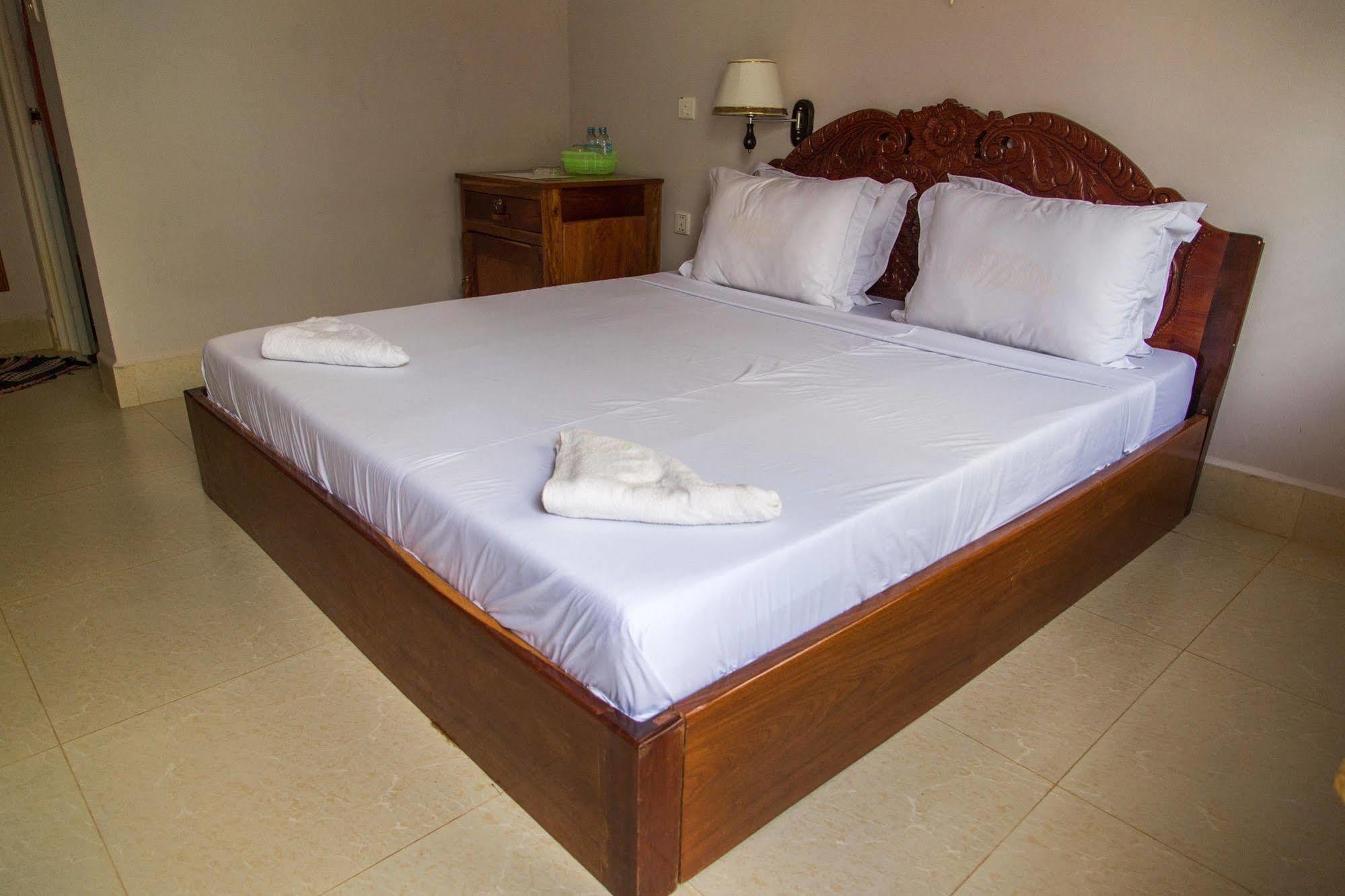 Golden River Resort Sihanoukville Exterior photo